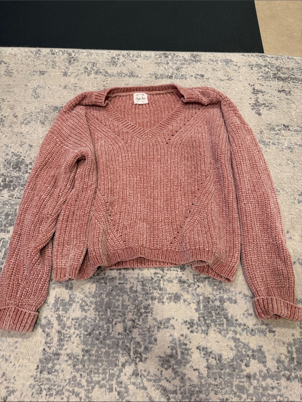 Hippie Rose V-Neck Chunky Knit Sweater - Dusty Mauve